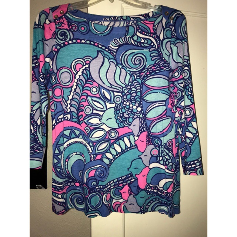 🐠Lilly Pultizer🐠”Multi Sea jewels” print!